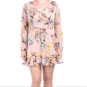 BAND OF GYPSIES NWT BLUSH FLORAL MINI DRESS